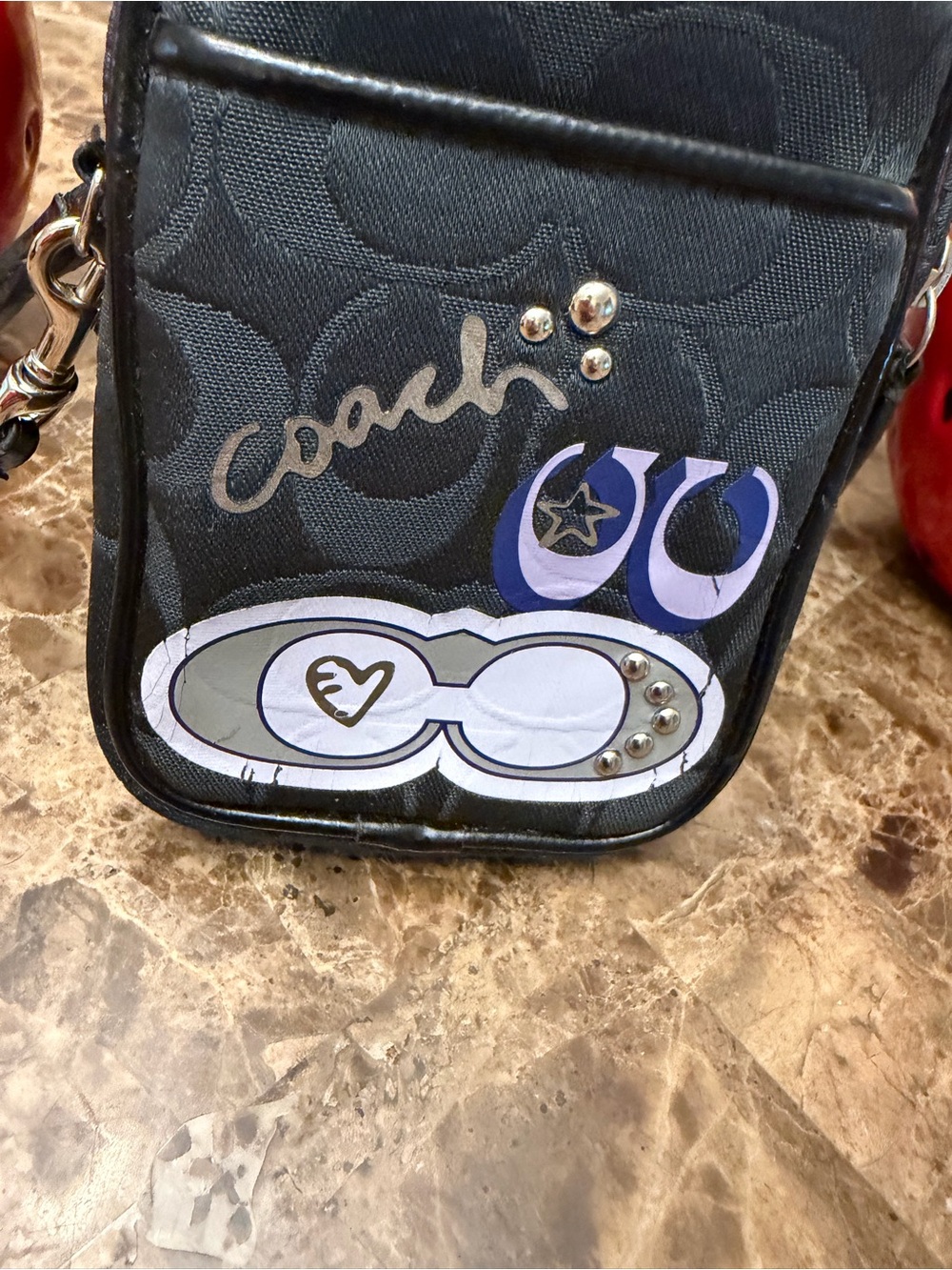 Y2K-era Coach Daisy Pop Optic Camera Pouch - Picture 3 of 9